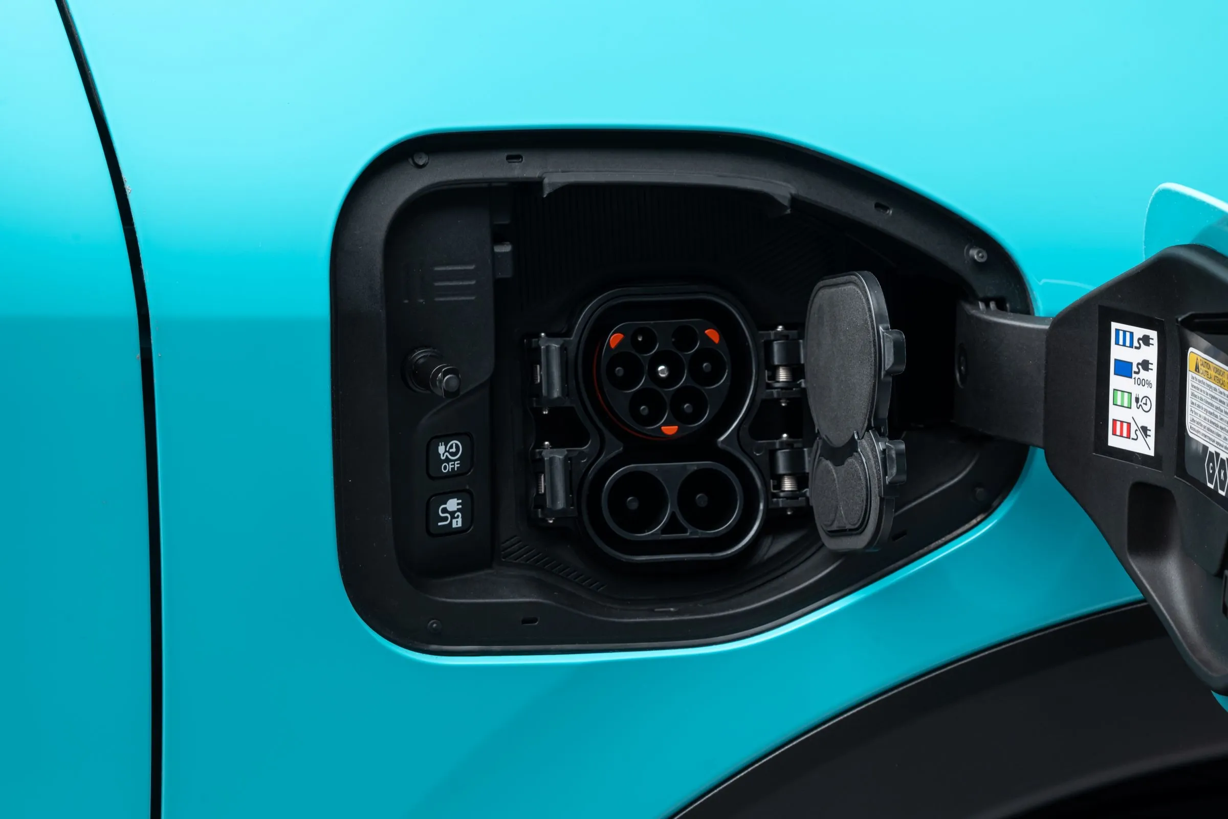 Nissan Leaf charging port with the flap open